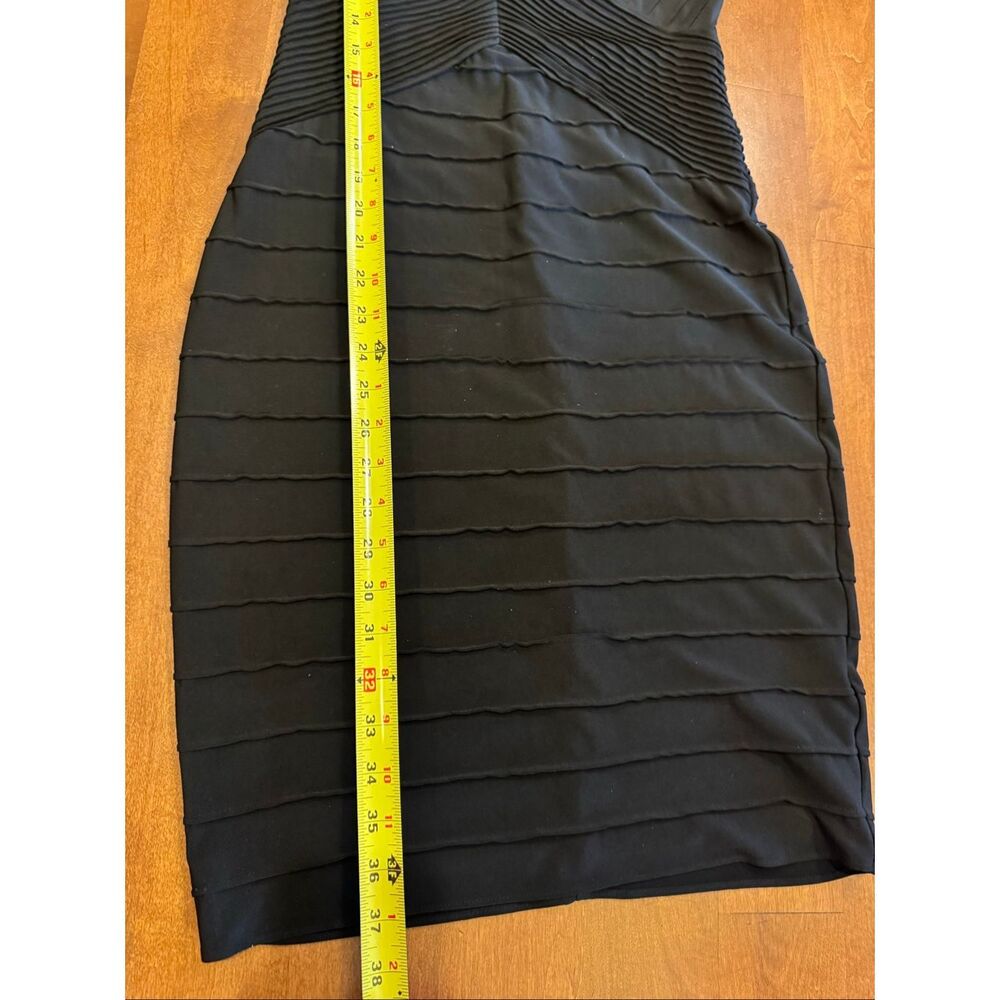 Calvin Klein Womens Size 2 Black Sheath Dress Textured Pleated Sleeveless Cockta - Picture 7 of 7